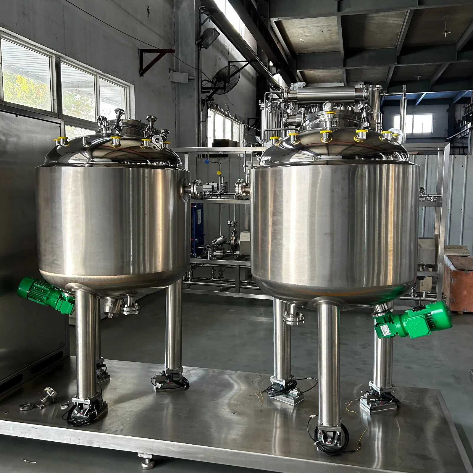 a Automated Precision Liquid Dosing and Mixing System for Pharmaceutical Solutions