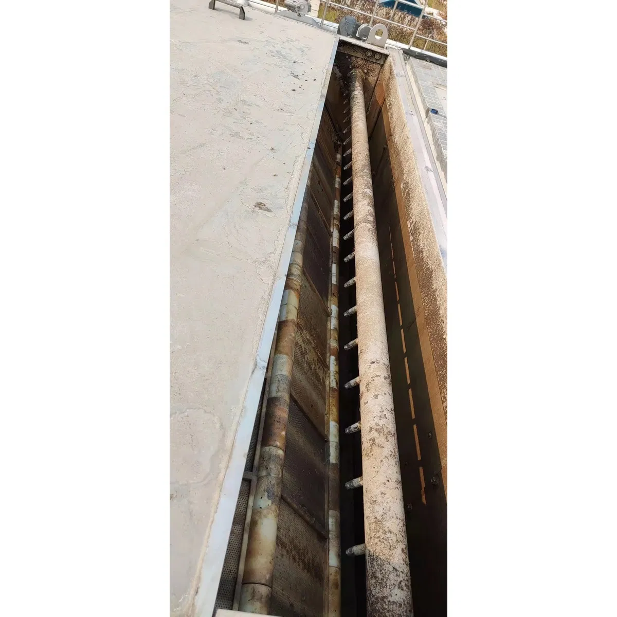 Heavy-Duty Coarse Rake for Efficient Wastewater Screening Solutions