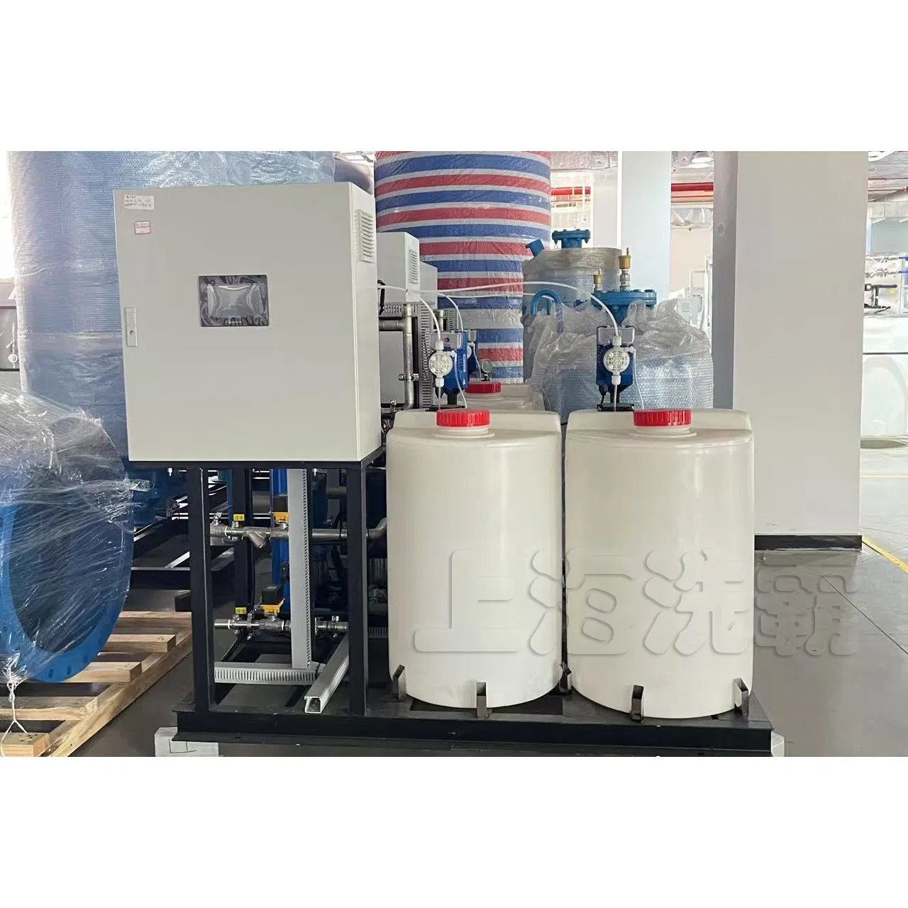 Fully Automated Intelligent Chemical Dosing System with Real-Time Monitoring &amp; Adaptive Control for Industrial Process Optimization