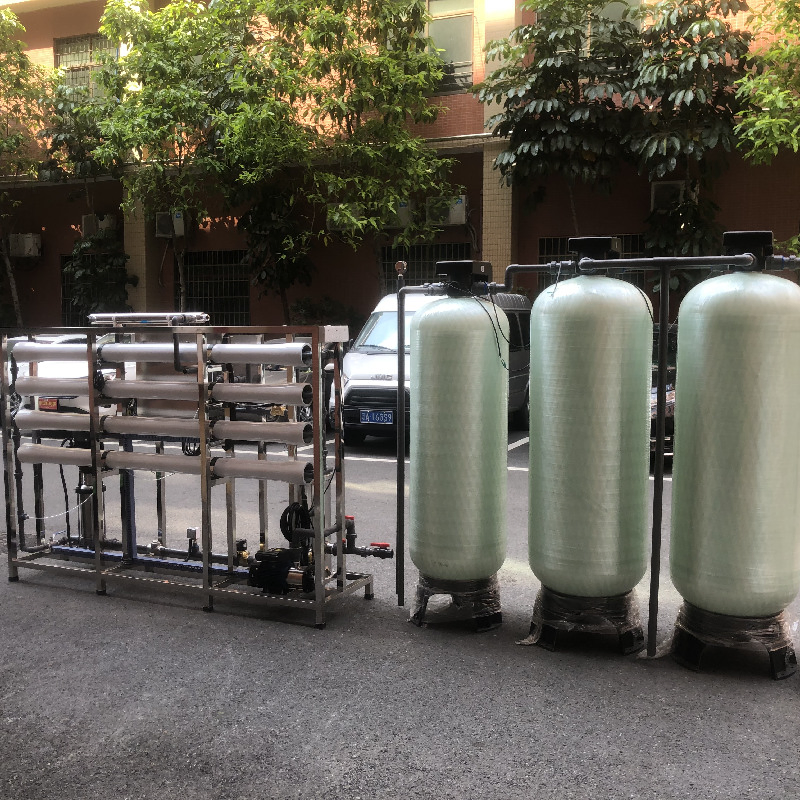 Manufacturer Reverse Osmosis Equipment 2tph RO Water System Industrial Water Treatment System