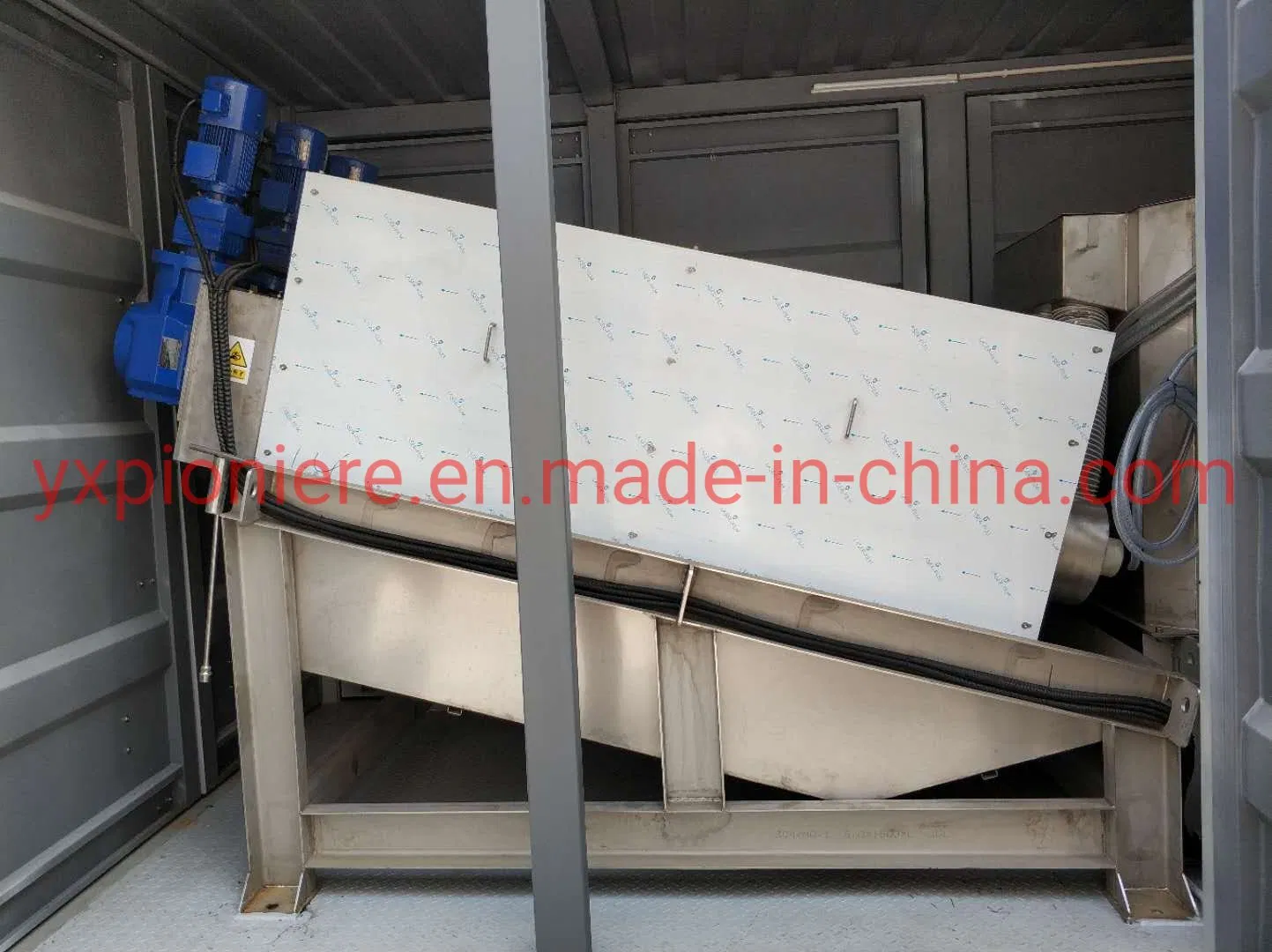 Mobile Sludge Dewatering System for Water Treatment