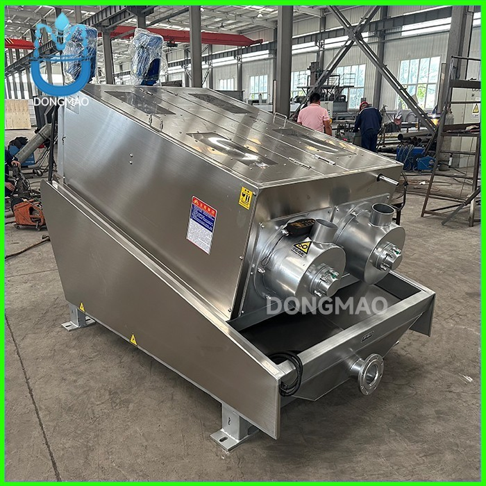SS304 OEM Screw Press Sludge Dewatering Equipment Customizable Length/Diameter for Large Treatment Plants