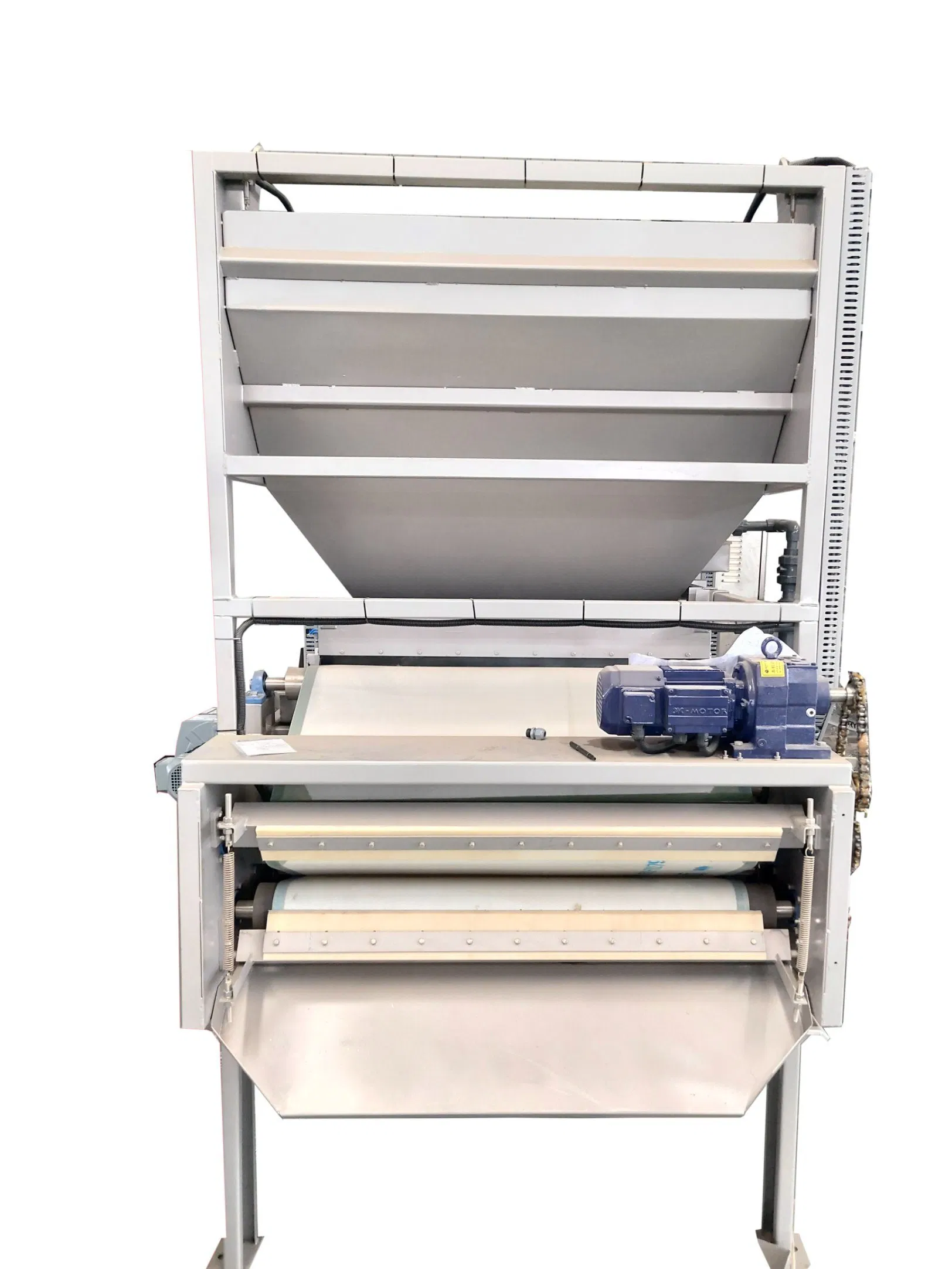 Advanced Sludge Dewatering System for Industrial Water Treatment