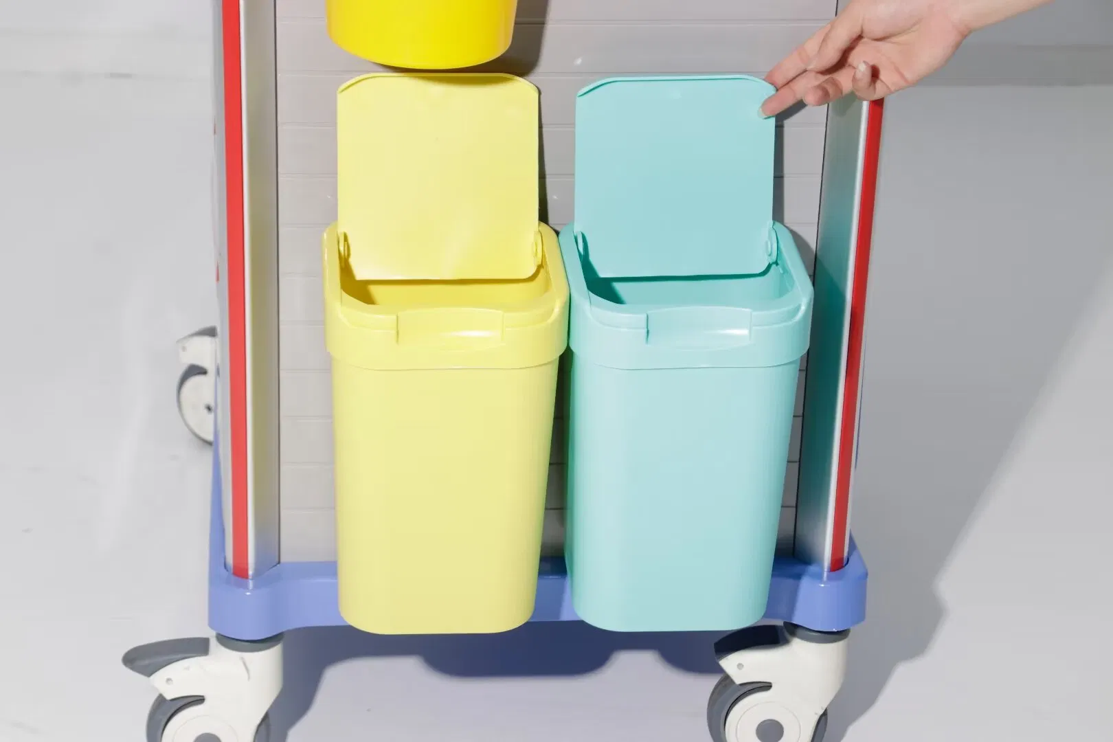 Good Applicability Ergonomic Spacious Drawer Equipped ABS Emergency Cart for Sales