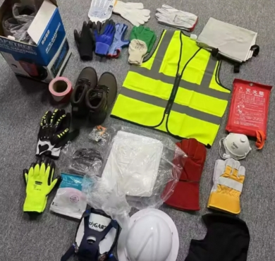 All-in-One Personal Protective Equipment (PPE) for Construction and Mining Safety
