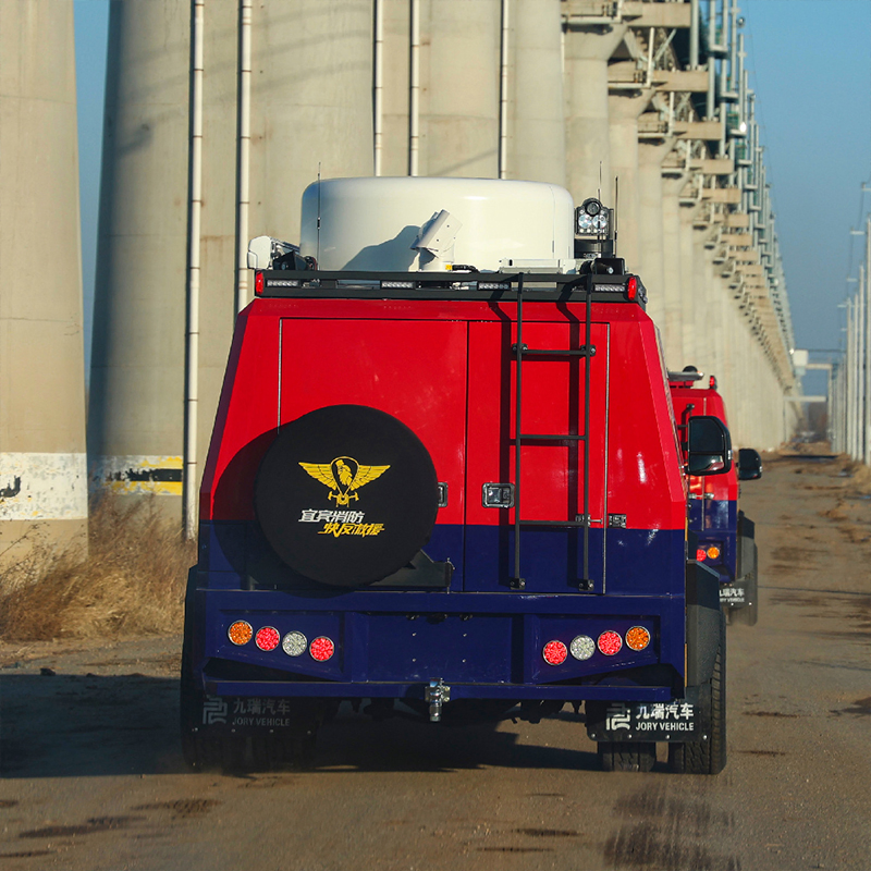 Large Expandable Shelter Communication Command Vehicle for Emergency Response (Satellite - Enabled)