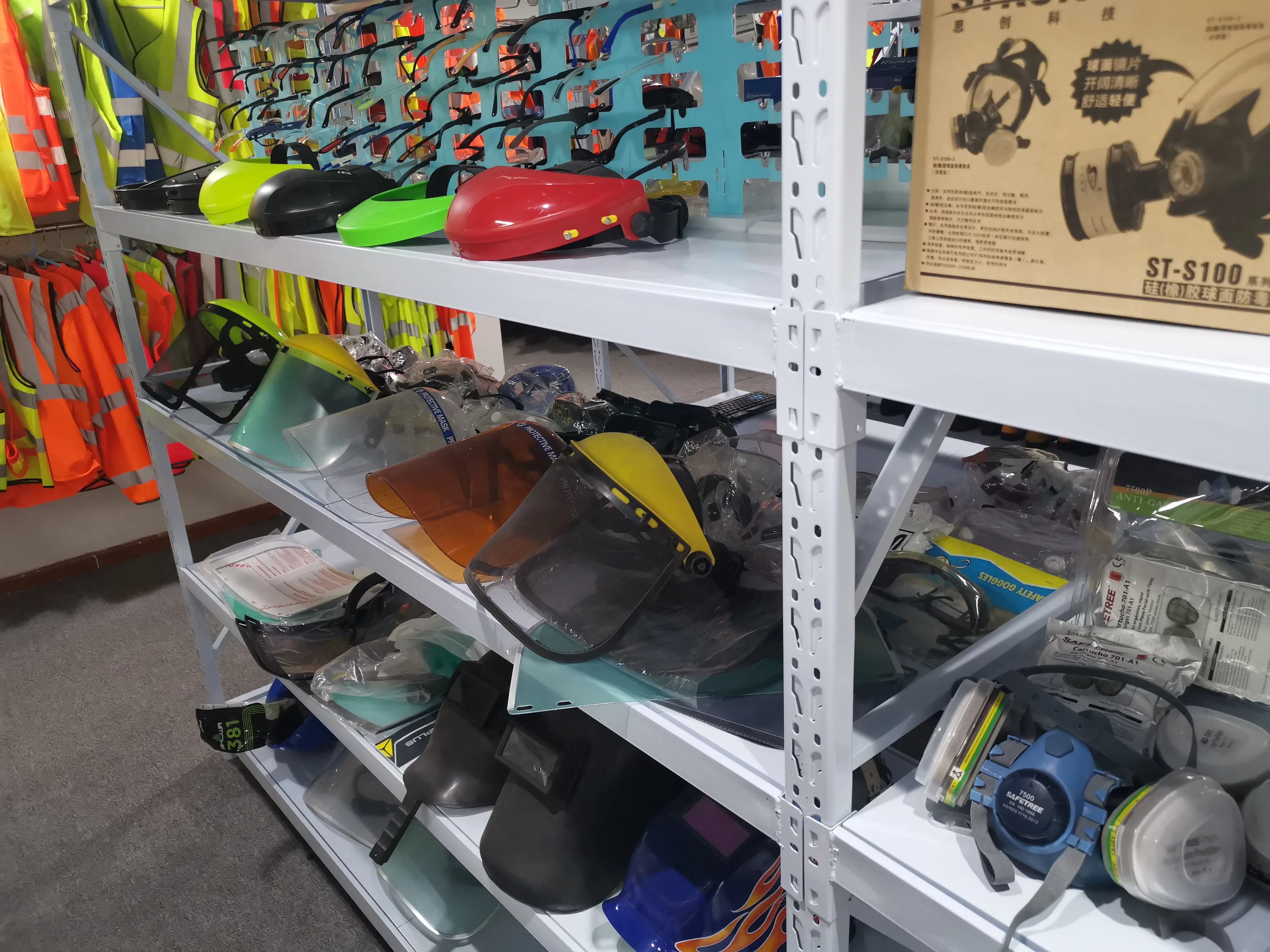 One-Stop Personal Protective Equipment PPE Safety Equipment PPE for Construction Mining