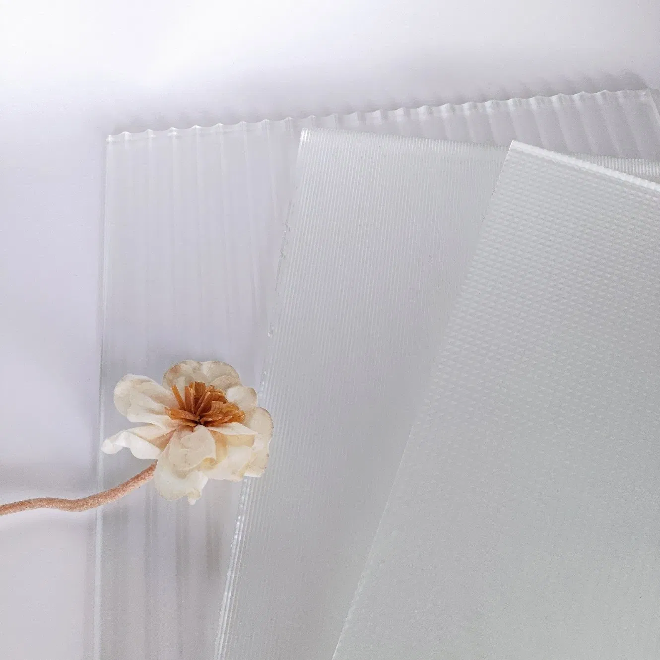 4mm 5mm 6mm 8mm Extra Clear Pattern Figured Frosted Satin Acid Etched Back Painted Lacquered Glass