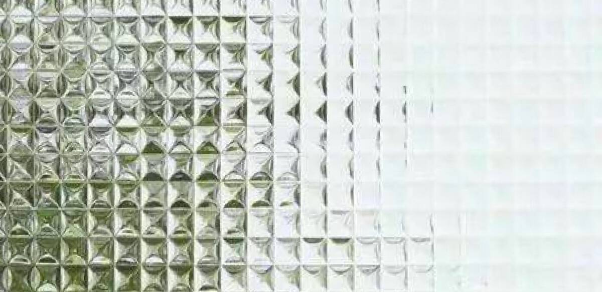 Ultra-Clear Silver Haze Patterned Glass for Luxury Interior Partitions