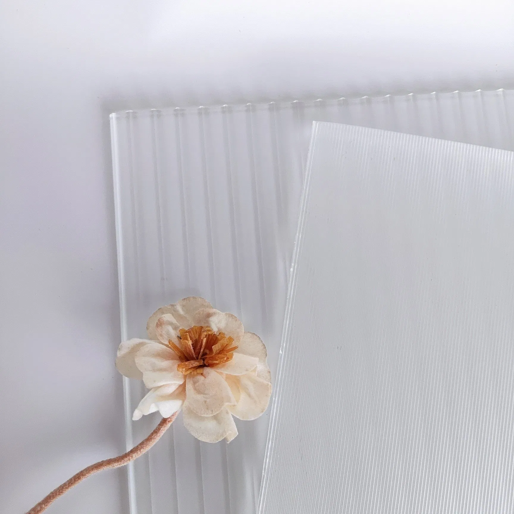 4mm 5mm 6mm 8mm Extra Clear Pattern Figured Frosted Satin Acid Etched Back Painted Lacquered Glass