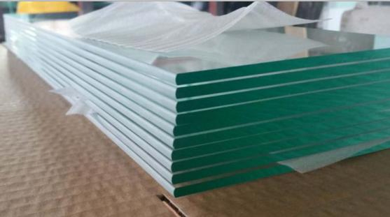 Clear&Tinted Tempered Curved Glass Building Decorative Showcase Elevator Stair Bathroom Glass 12mm Toughened Glass Window Glass Shower Panel Glass