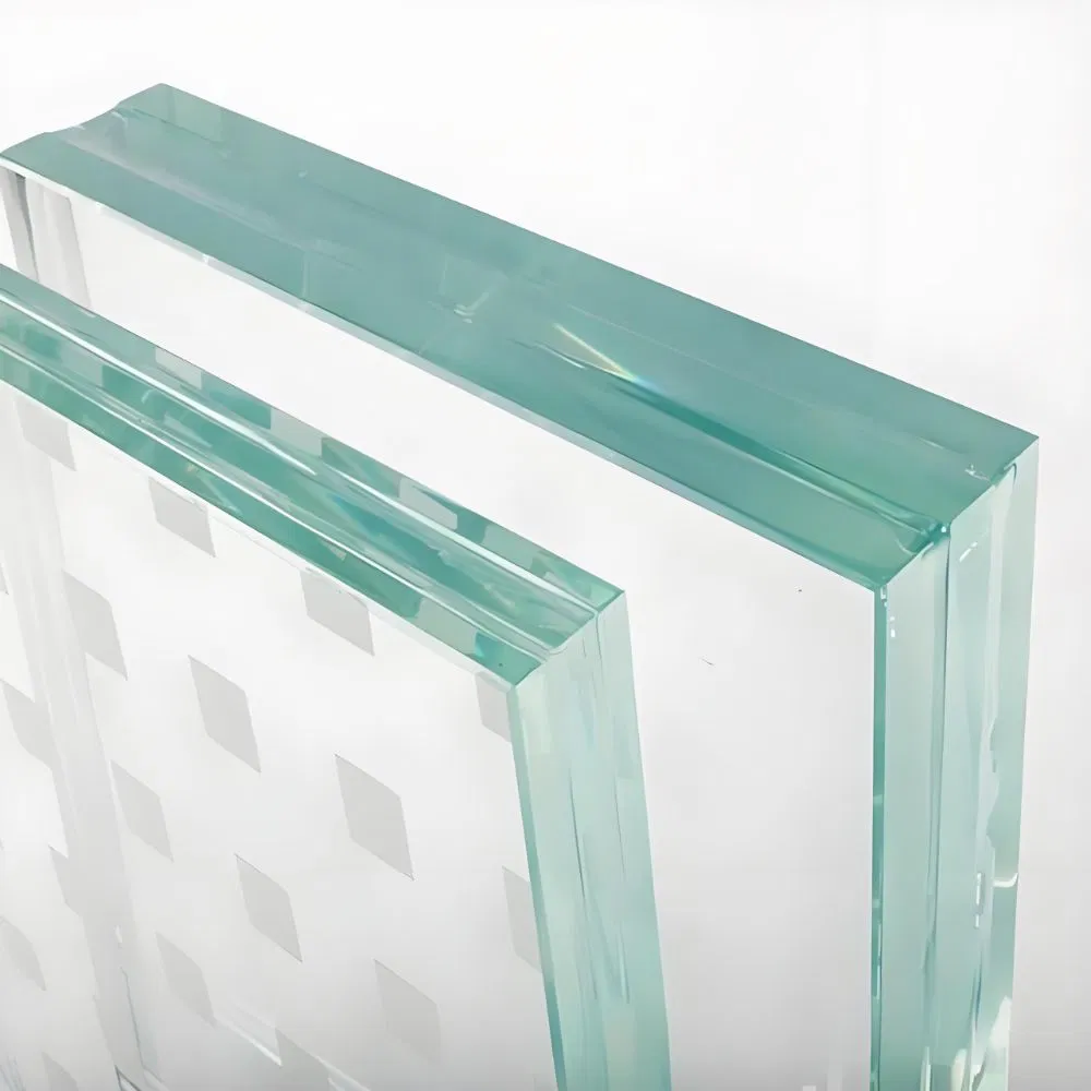 Factory Customized PVB/Smart/Pdlc Film Safety Laminated Glass for Bulletproof/Asoustic/Intelligent/Skylight/Automotive