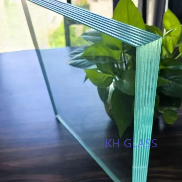 Laminated Glass Detail 3