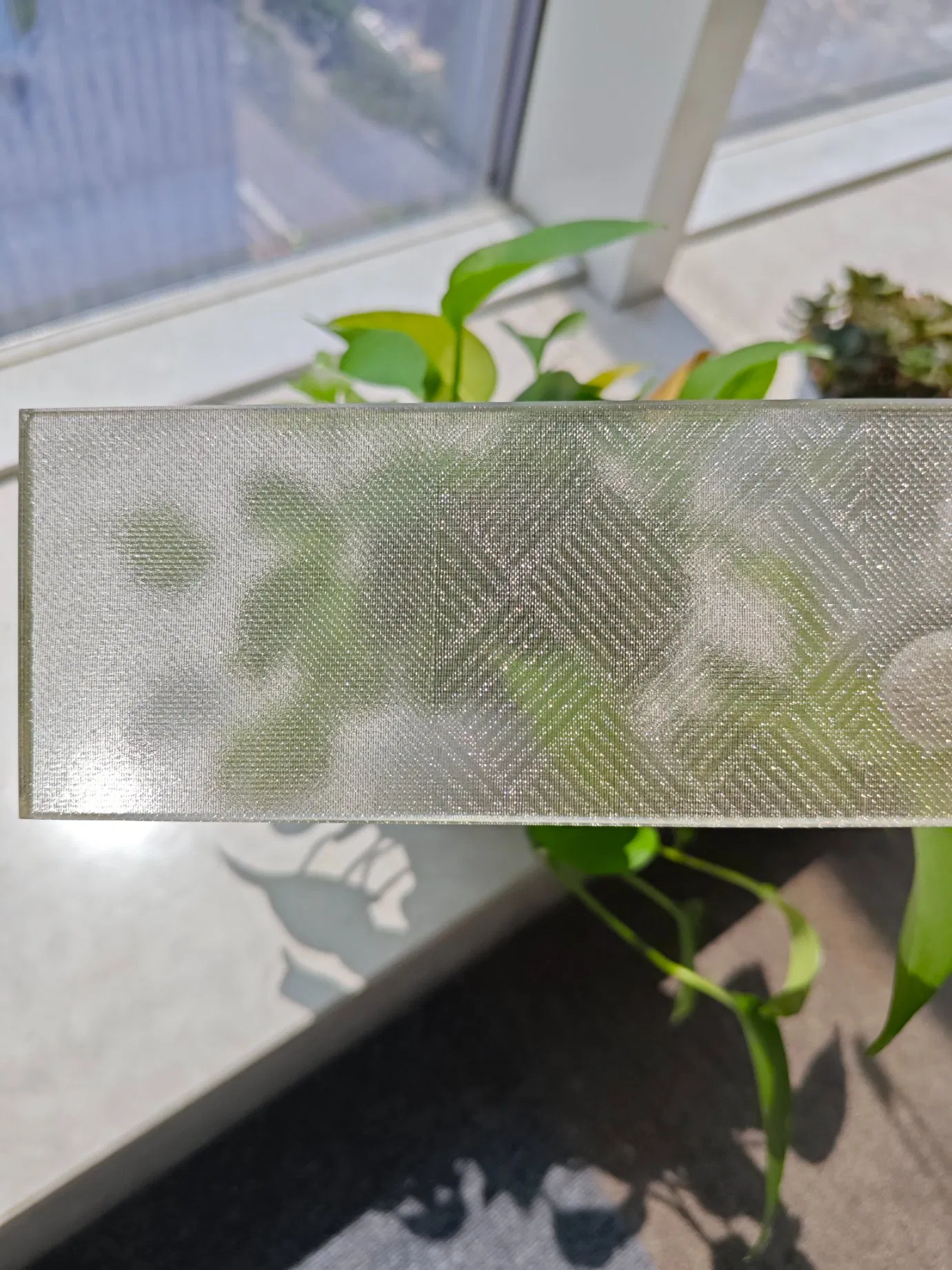 Patterned Glass Wired Laminated Glass Tempered Glass Auto Grade Glass 6.38 8.38 10.38mm