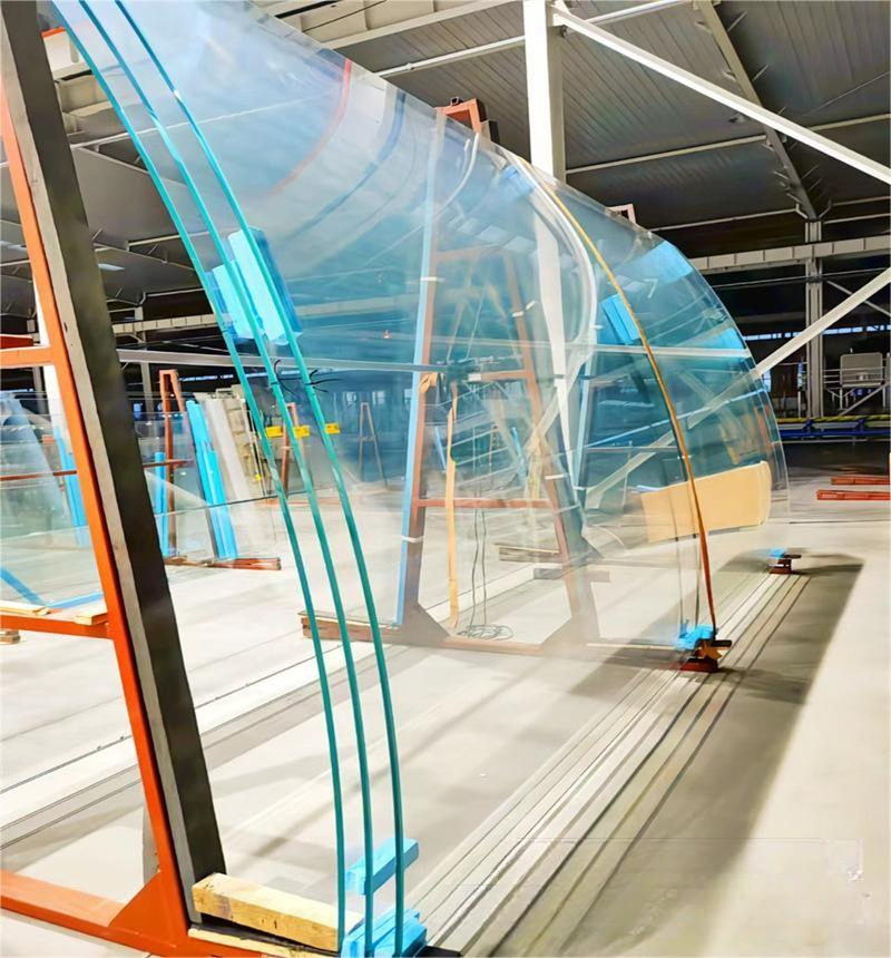 10mm 12mm 15mm Curved Laminated Ultra White Tempered Glass with Polished Edges