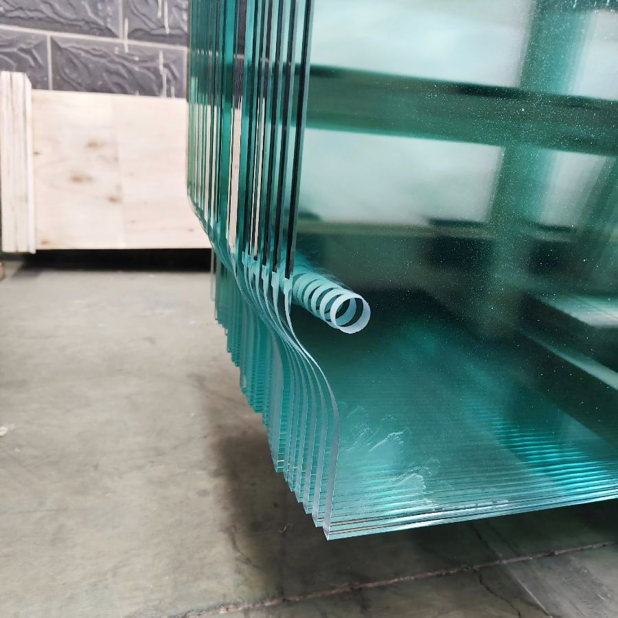 Customized Clear/Tinted/Flat/Curved /Shaped Toughened/Tempered/Safety Glass for Decorative/Showeroom/Curtain Wall/Door/Fence