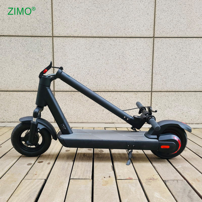 Popular Black Smart Waterproof E Kick Scooter E-Scooters