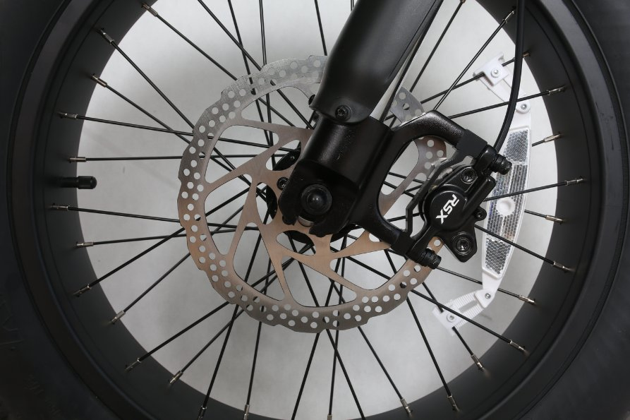 Powerful 48V 1500W Yellow Fat Tire Electric Bike for off-Road Adventures