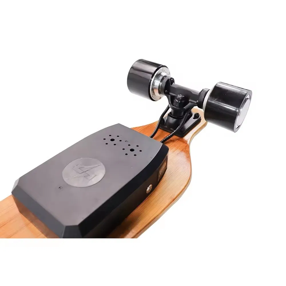 High Speed 35km/H 450W*2 Motor Electric Skateboard Direct Drive Drushless