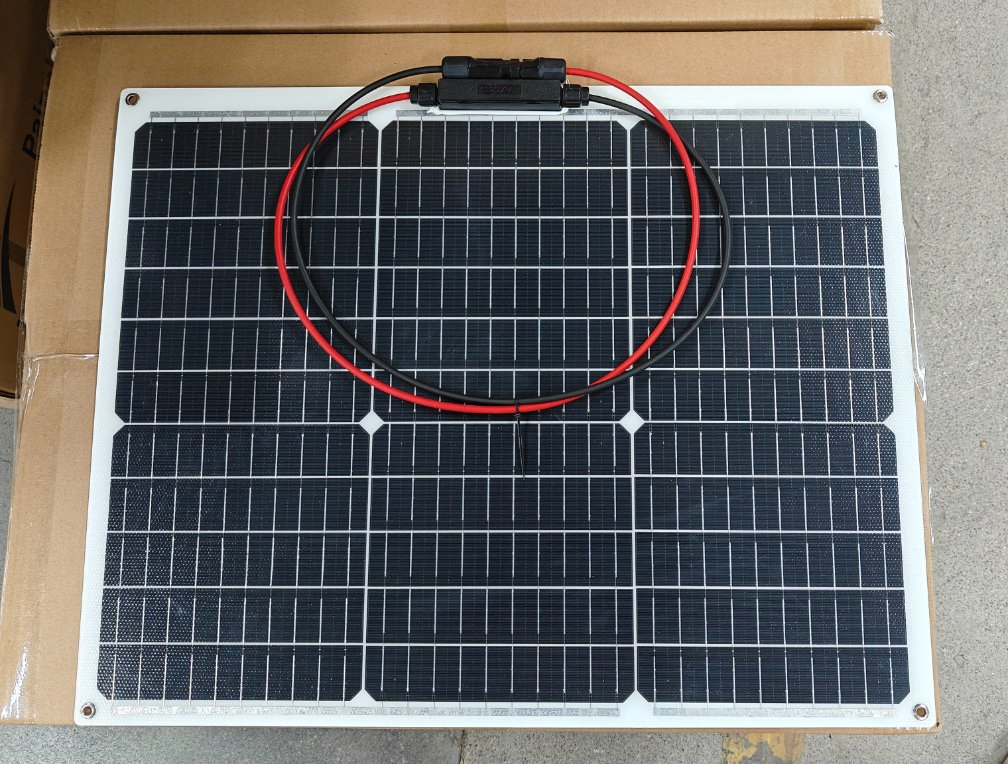60W Portable Thin Film Light Weight High Efficient Solar Panels with Transparent