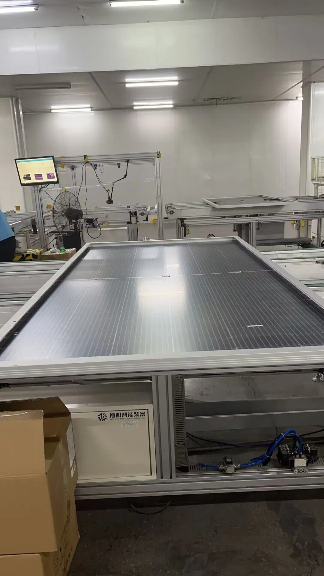 750W Commercial PV Solar Panel N-Type with Bifacial and Half Cell Topcon Type for Enhanced Efficiency