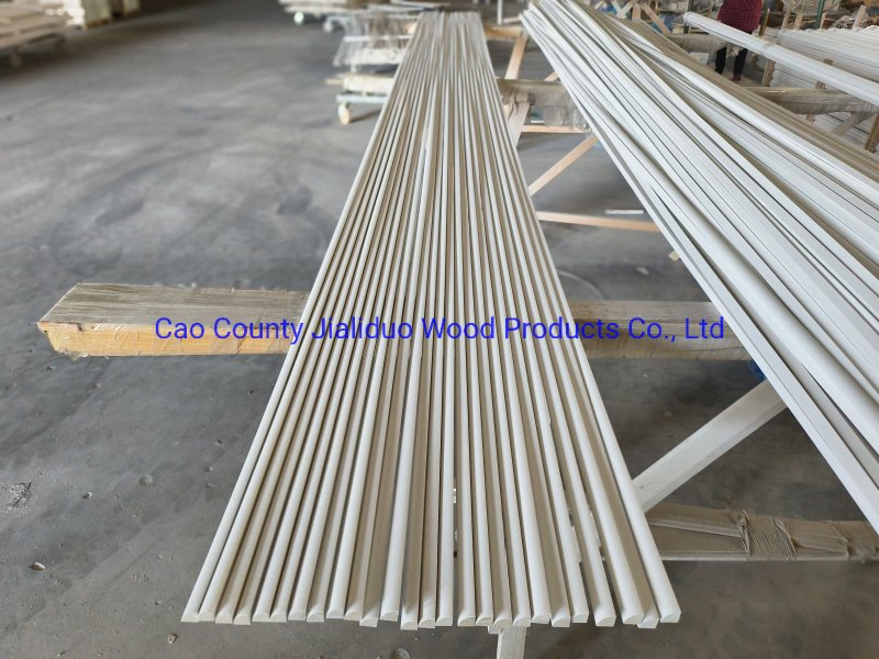 Rubber Wood/Paulownia/Pine/Poplar Solid Wood Finger Jointed Wood Mouldings