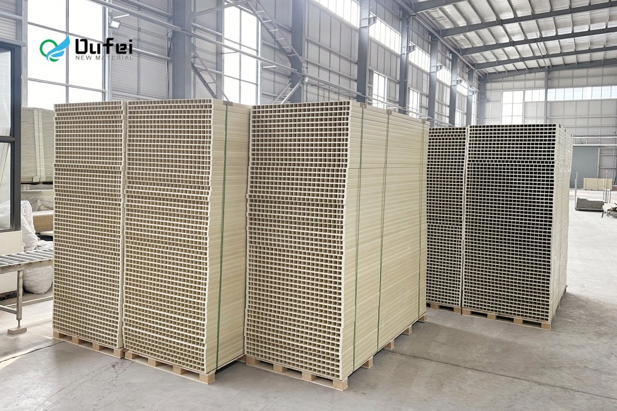 Best Selling Factory Price Waterproof WPC Door with Frame Interior Door Frames