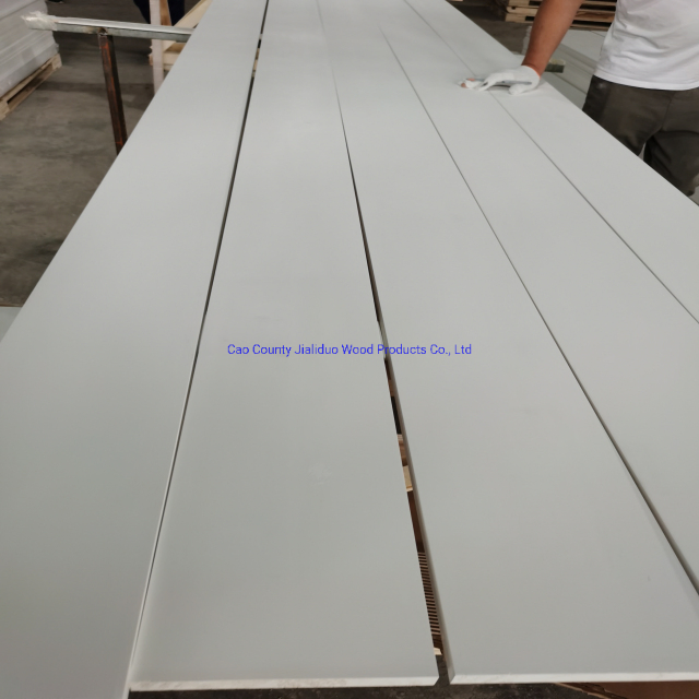 Gesso Primed MDF and Paulownia /Pine Finger Jointed Solid Wood Mouldings