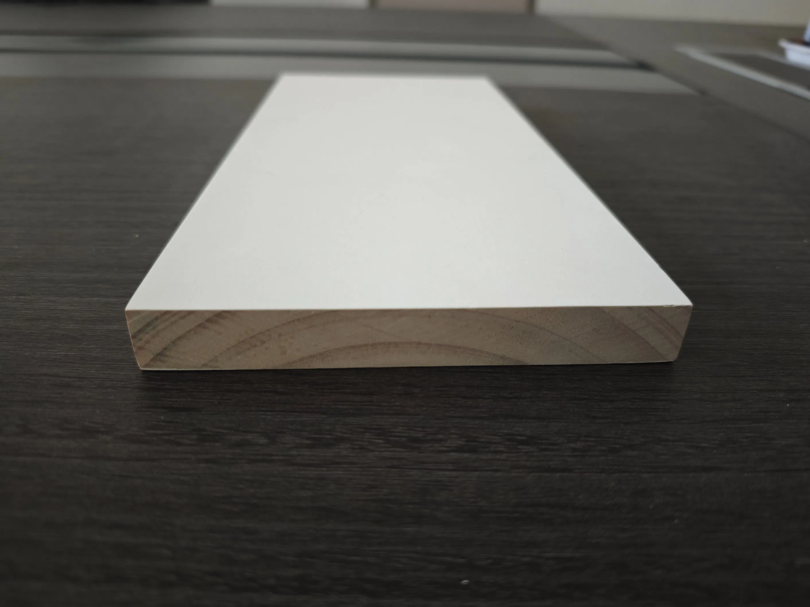 Finger Jointed Pine S3s S4s Moulding for Decor