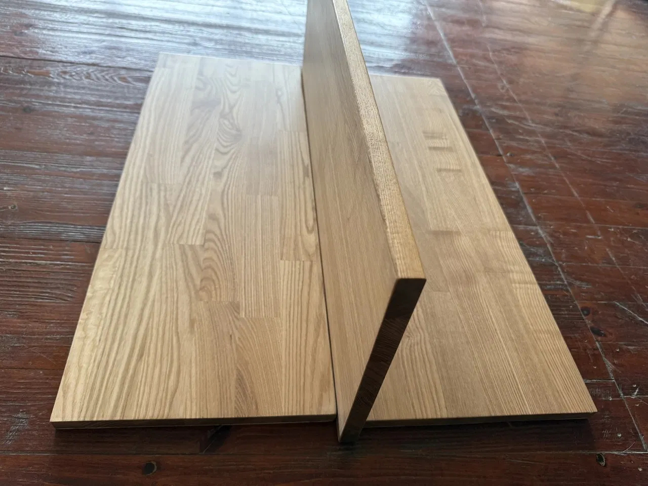 High-Quality Solid Wood Stair Treads for Luxury Home Design