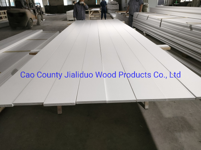 Skirting Boards and Trim Boards Wood Mouldings with White Primer