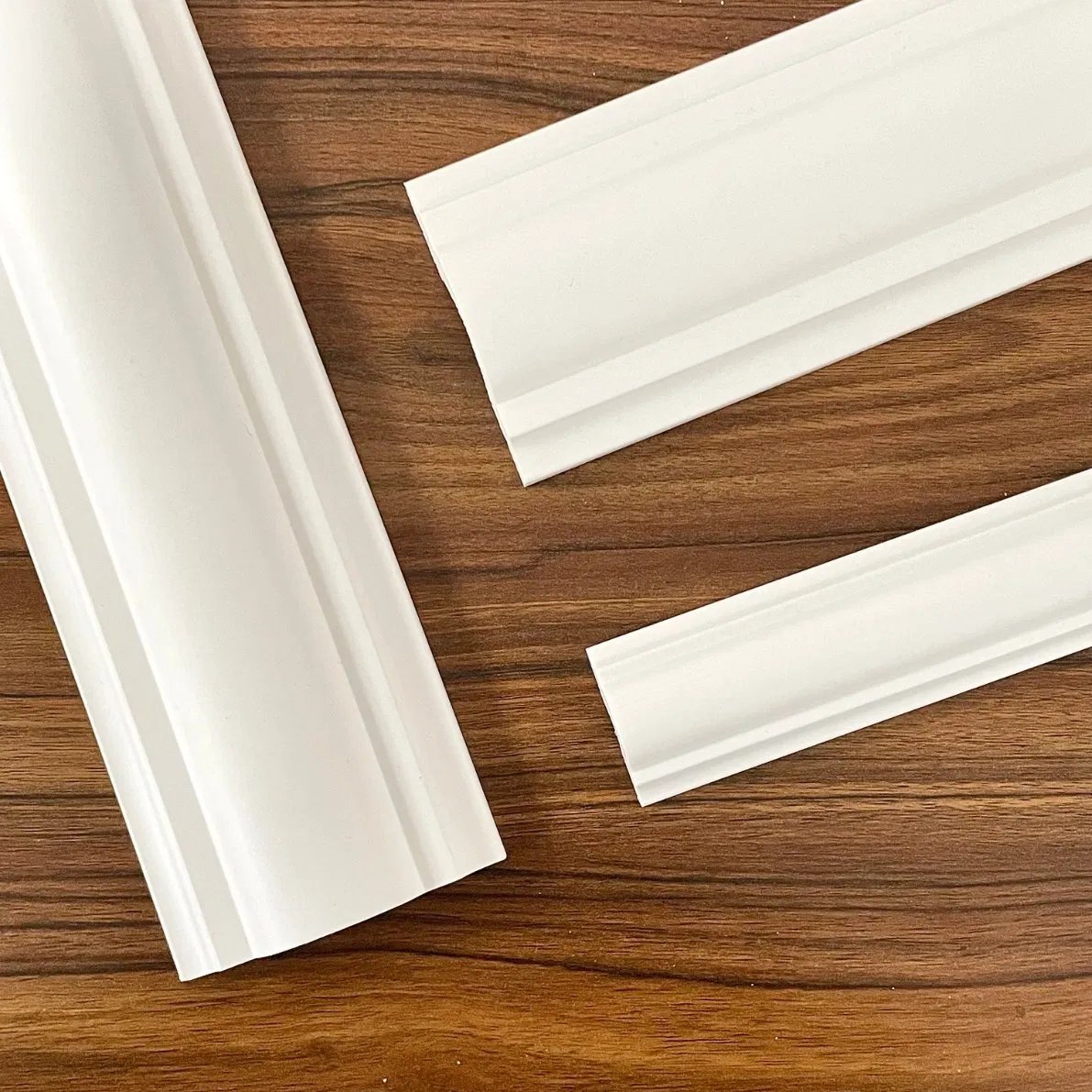 Banruo Floor Decoration White Waterproof Floor Fitting Base PS Simple Skirting Board