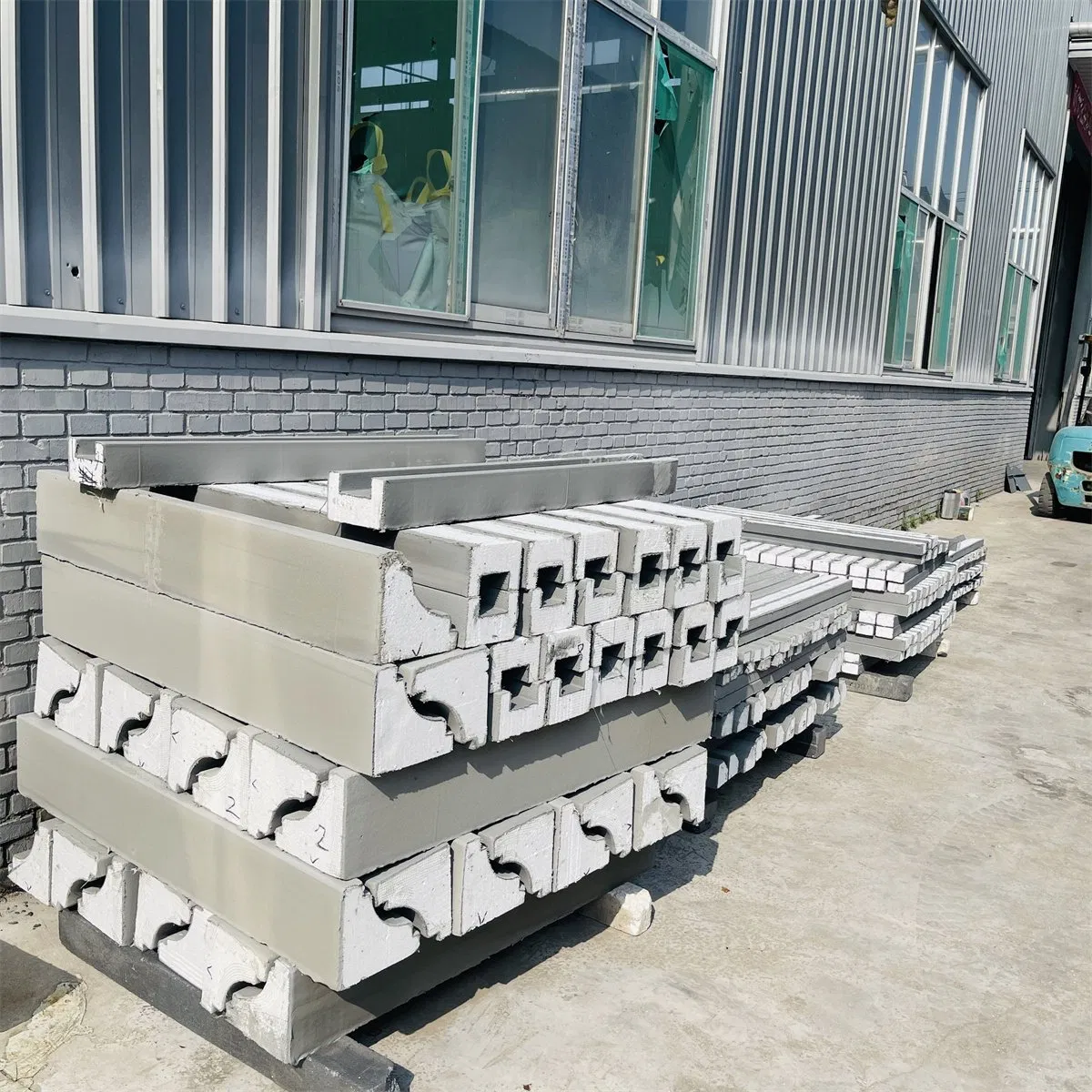 Decorative EPS Foam Moulding for Elegant Outdoor Wall Finishes