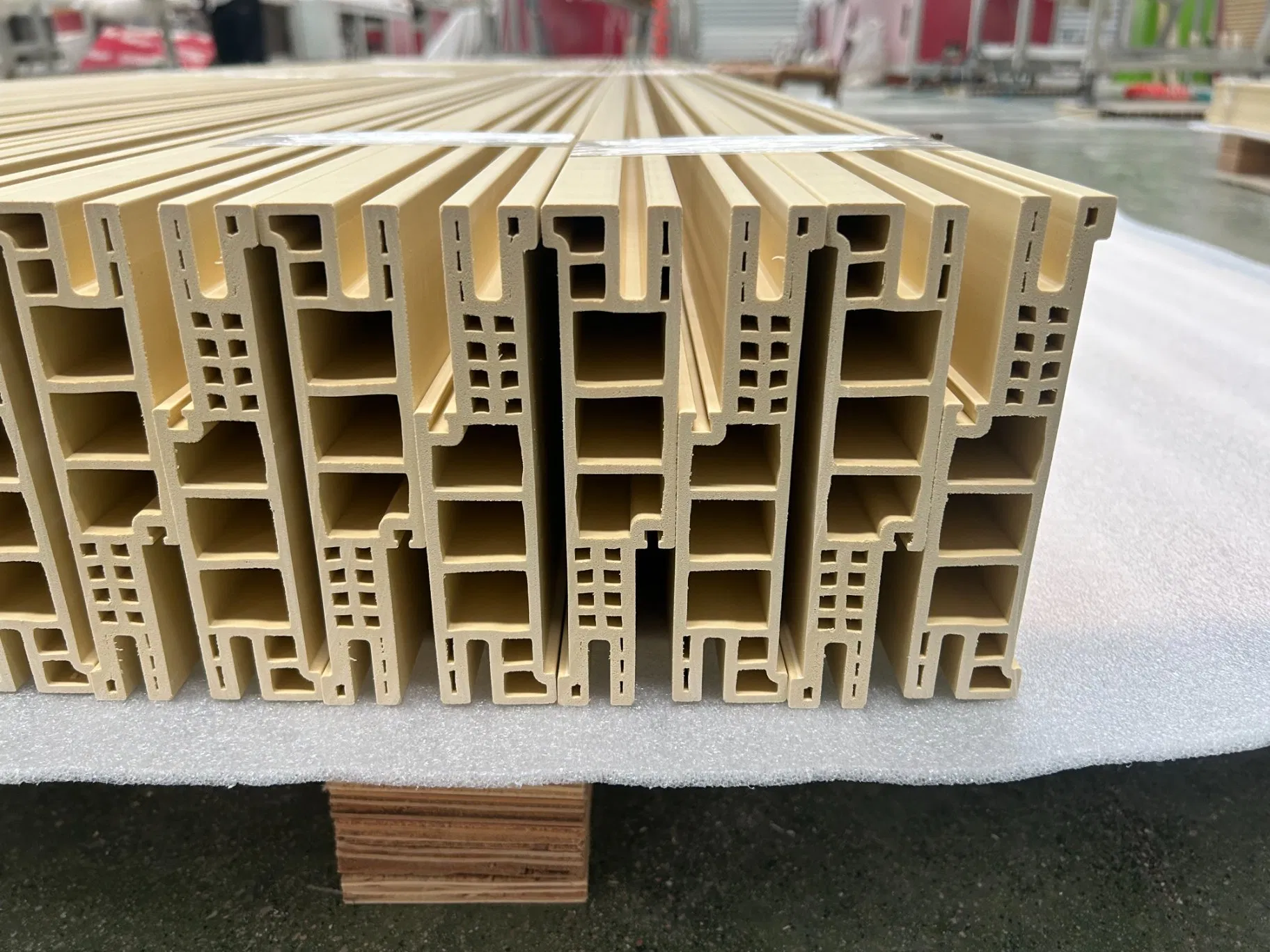 New Design Long-Lasting Interior WPC Door Frame for Green Building Projects