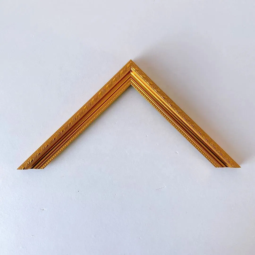 Yiwu Factory Eco-Friendly PS Plastic Moulding Photo Picture Line Gold Frame Moulding