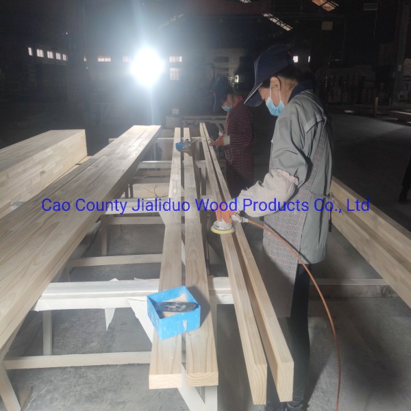 China Manufacturer Sanded S3s Panel Mouldings