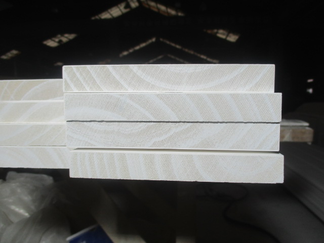 138mm*18mm/Modern Design White Primed Radiata Pine Mouldings Finger Jointed S3s/S4s Board