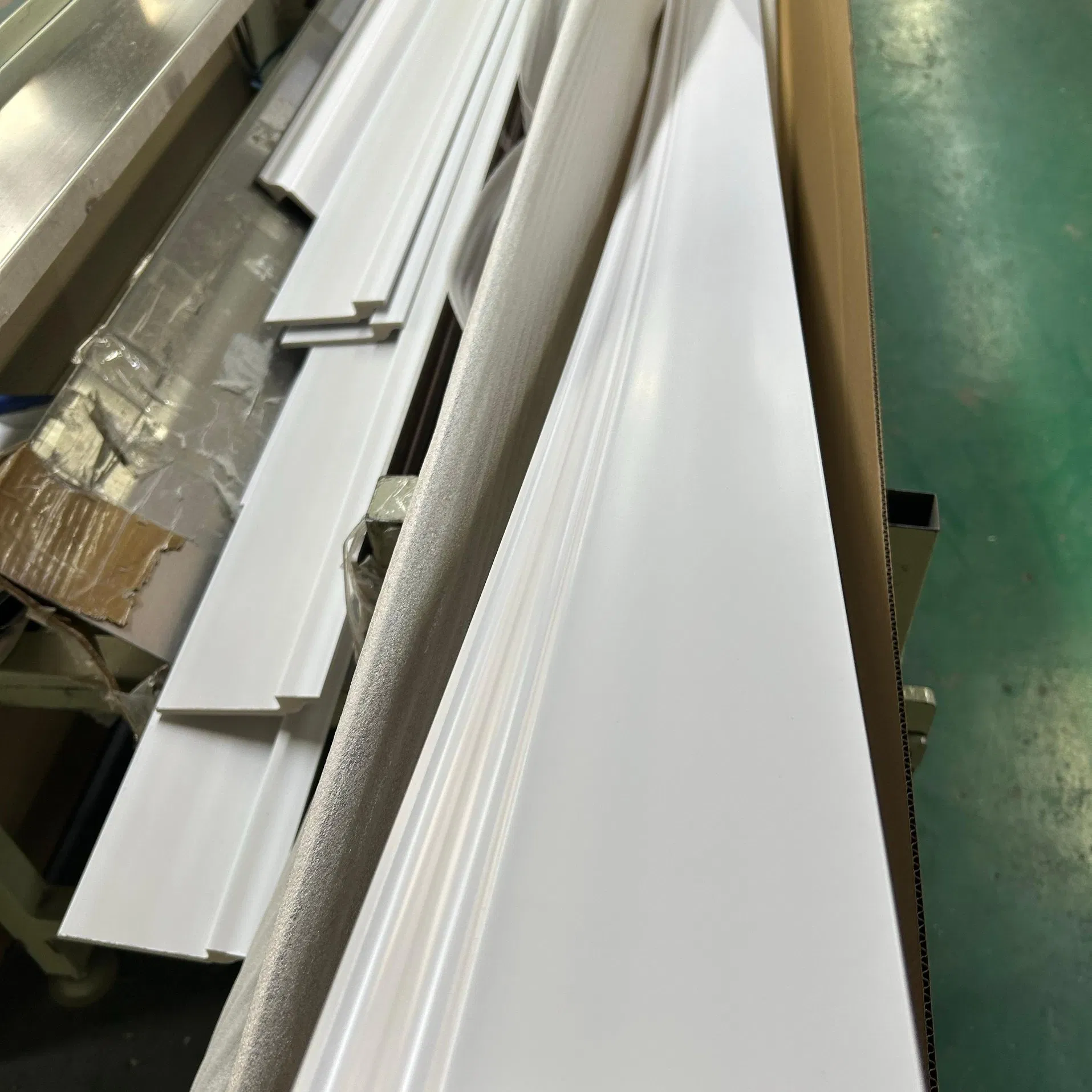 Decorative PS Wall Skirting Moulding for Home Decor Eco Friendly