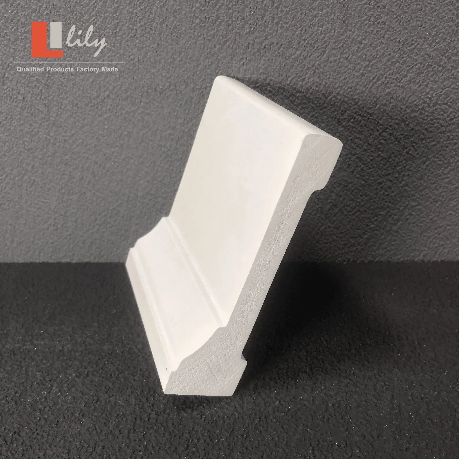 Waterproof Plastic Products Building Material PVC Casing Moulding for Window Decoration