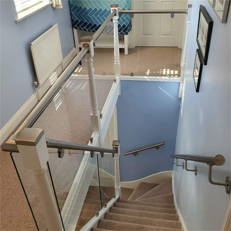 Baluster Joints for Stairs Ensuring Sturdy Construction in Stair Railing Design