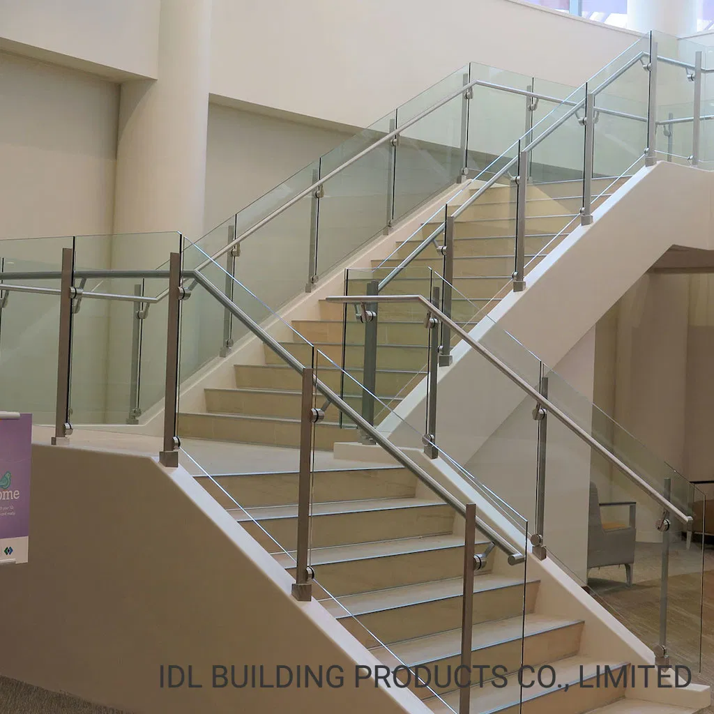 Modern Wooden Tread Stainless Steel Decorative with Glass Railings/Handrail for Home