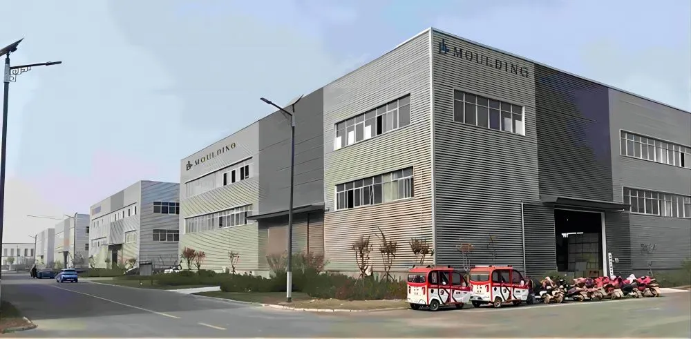 Primed Wood Moulding 1