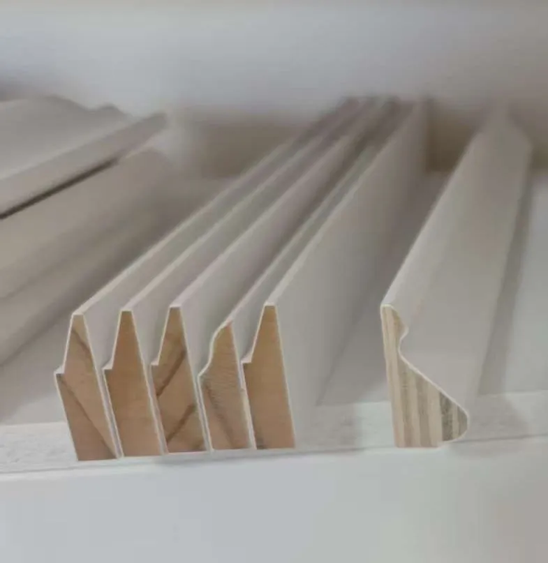 Stop moulding detail