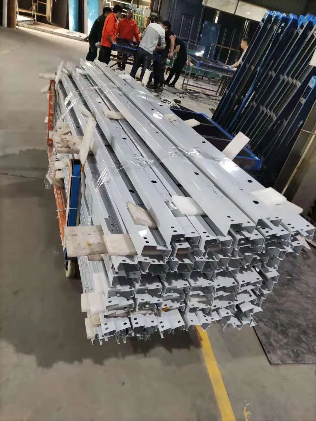 2023 Wholesale New Style None Fire Rated Galvanized Hollow Steel Doors and Frames