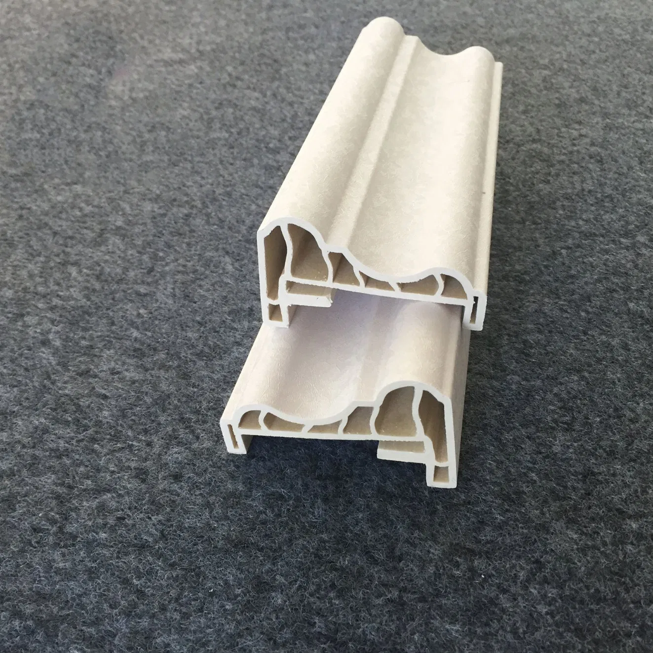 Wholesale Crown Molding Decorative PVC Wall Panel Finishing Trim White Clean Plastic Moulding Line