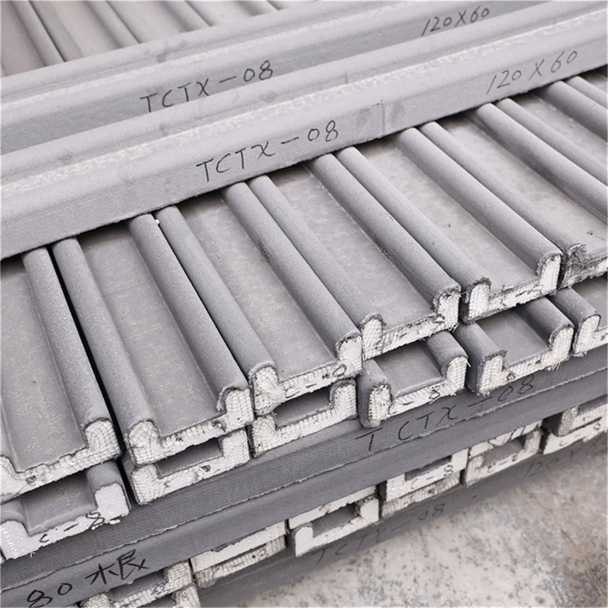 Modern Design Exterior Wall EPS Decorative Lines Polystyrene Window Frame Mouldings and Cornice Line Wall Moulding Decorative