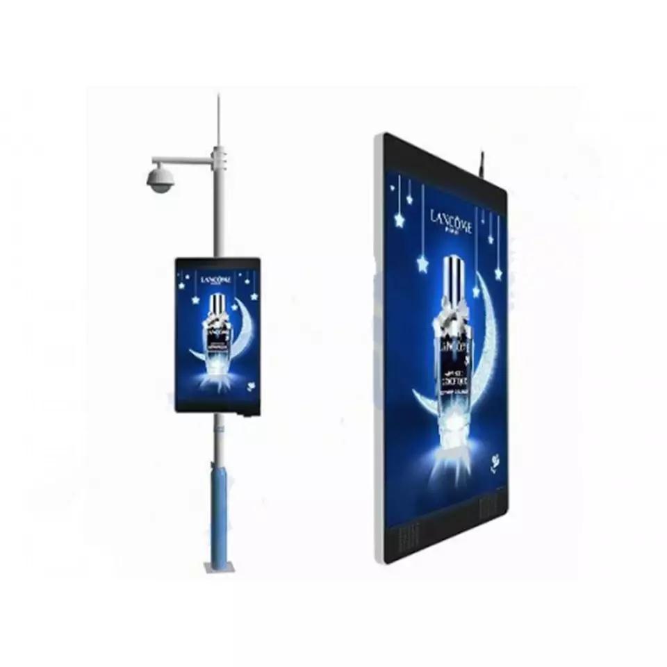 Roadside Solar Wifi 4G 5G Control Light Light Box Screen Signs P3 P4 P5 Outdoor Street Advertising Light Pole LED Screen Display