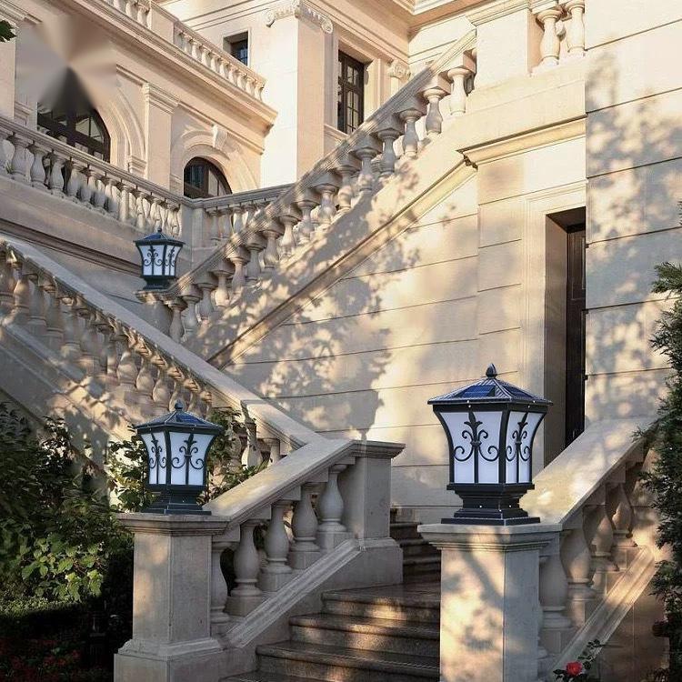 Vintage Style Solar Post Cap Light Die-cast Aluminum Outdoor Garden Pillar Lamp IP65 Waterproof Decorative Fence Top Light