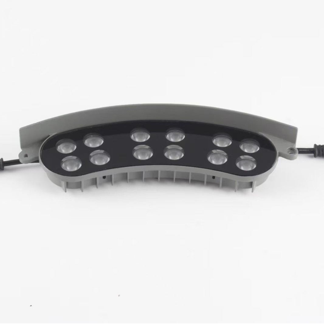 Modern Outdoor Glass Tree-Hugging Lamp LED Ring Solar Lamp with DC Power Supply IP65 Rating for Garden Application