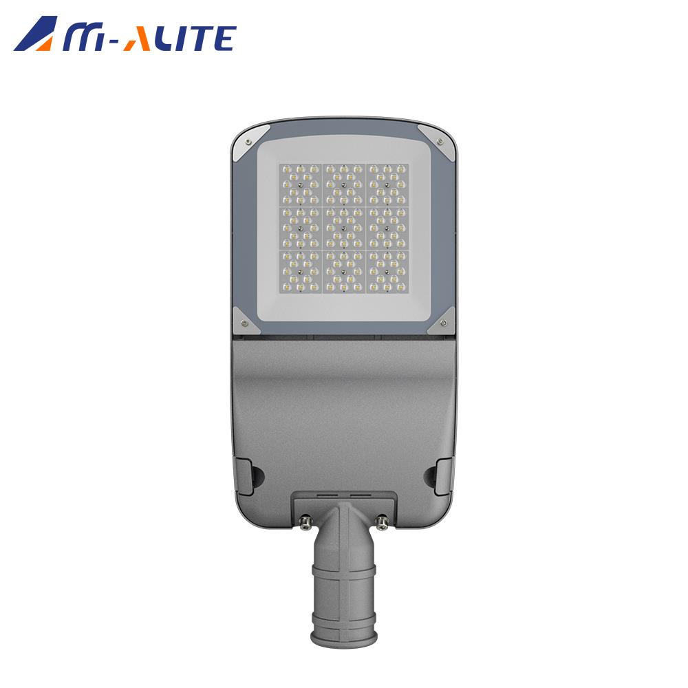 Outdoor LED Street Lighting with High Efficiency and Durability